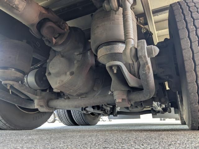 Nissan QUON 2020-09 6596898-11