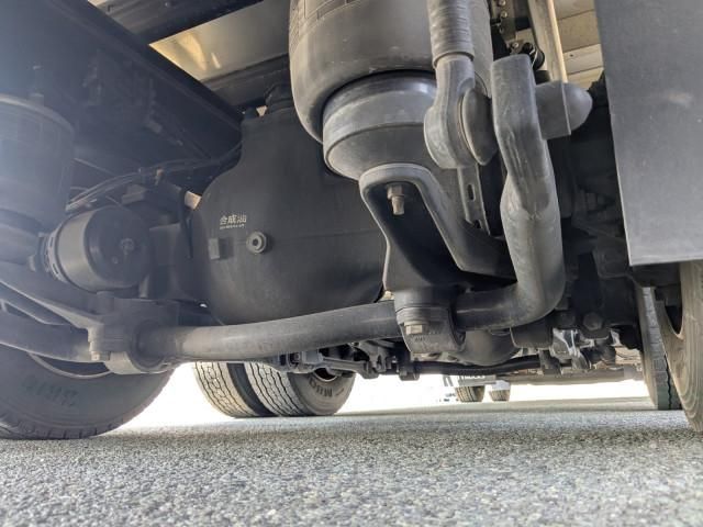 Nissan QUON 2020-09 6596898-14