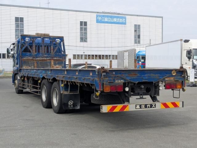 Nissan QUON 2018-05 6596902-2