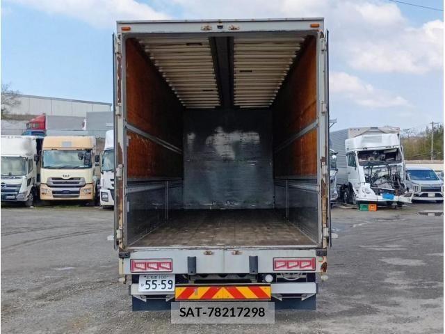 Nissan QUON 2015-03 6642277-23