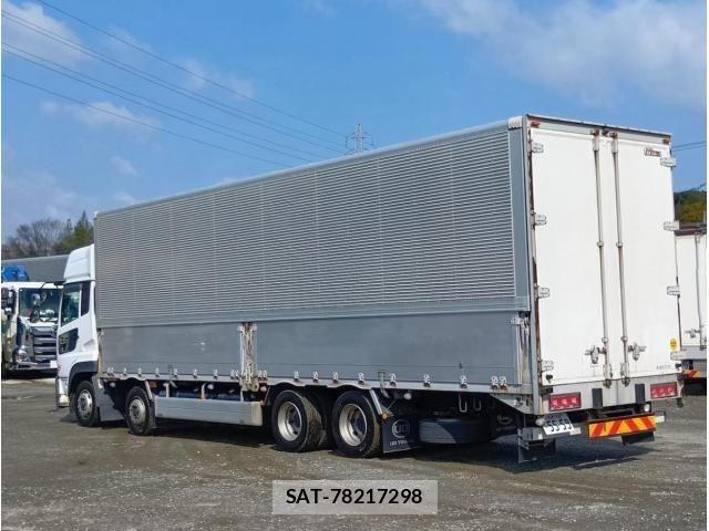 Nissan QUON 2015-03 6642277-5