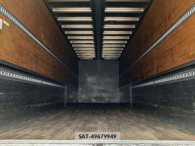 Nissan QUON 2016-12 6677638-9