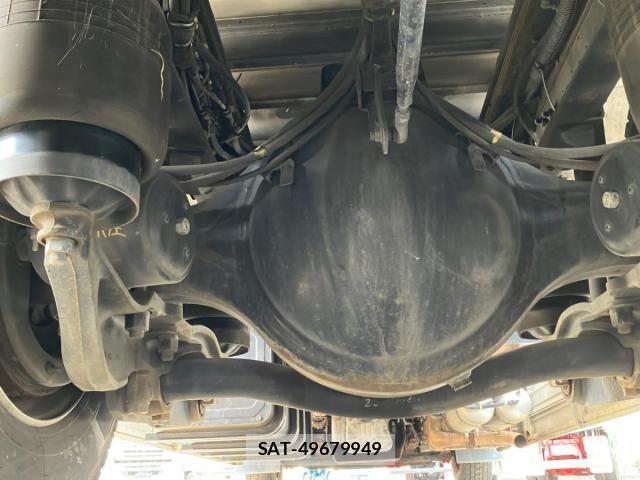 Nissan QUON 2016-12 6677638-14