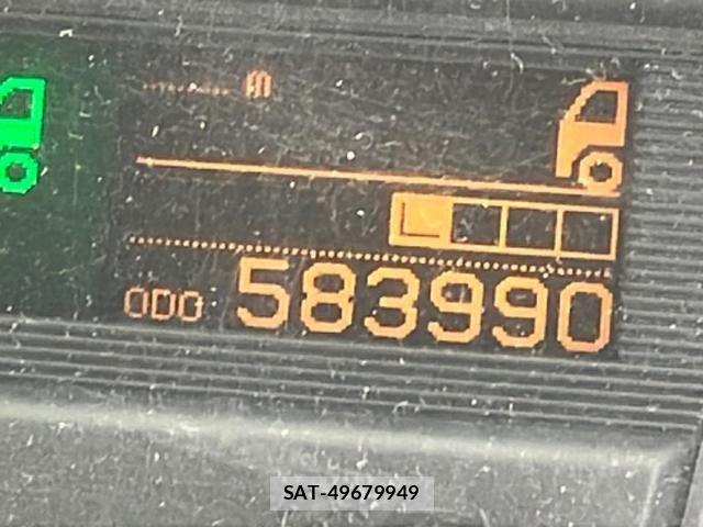Nissan QUON 2016-12 6677638-20