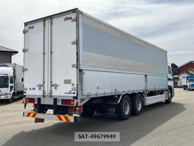 Nissan QUON 2016-12 6677638-2