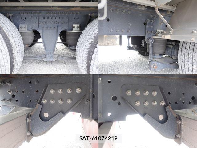 Nissan QUON 2018-01 6677635-14