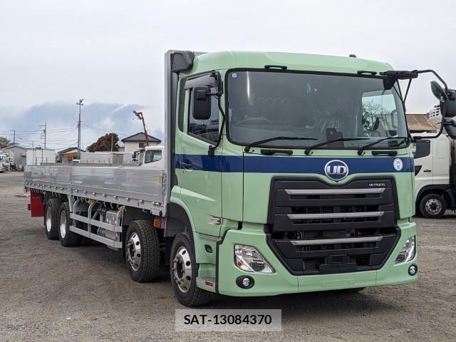 Nissan QUON 2024-09 6677632-1