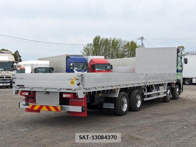 Nissan QUON 2024-09 6677632-3