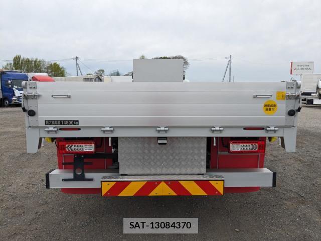 Nissan QUON 2024-09 6677632-4