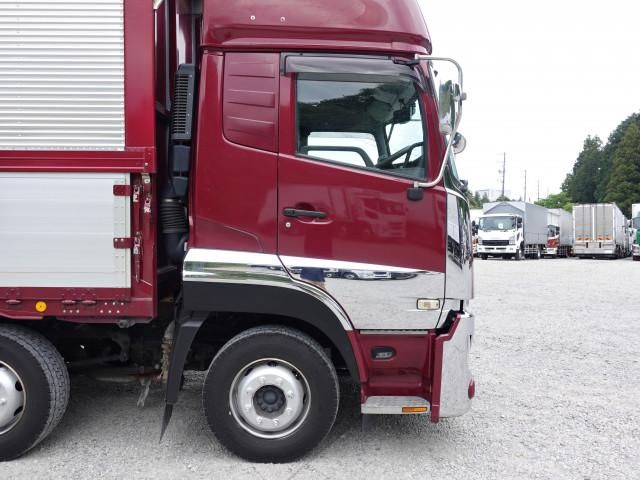 Nissan QUON 2018-01 6689579-3