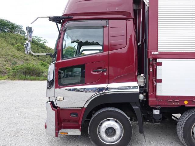Nissan QUON 2018-01 6689579-8