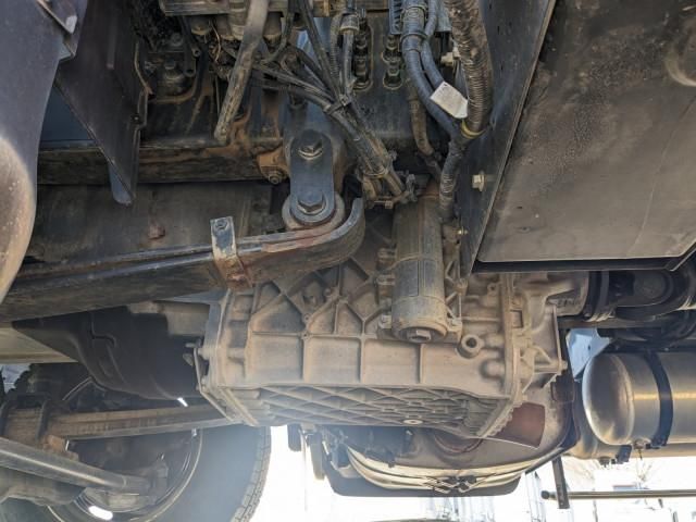 Nissan QUON 2023-01 6689578-20