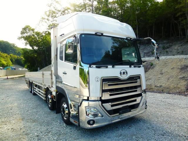 Nissan QUON 2020-05 6734201-2