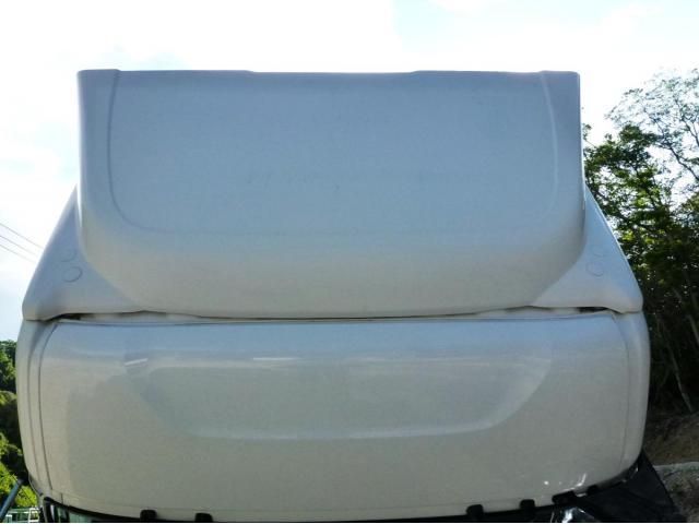 Nissan QUON 2020-05 6734201-6