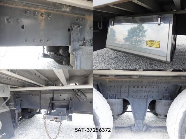 Nissan QUON 2018-08 6791437-12