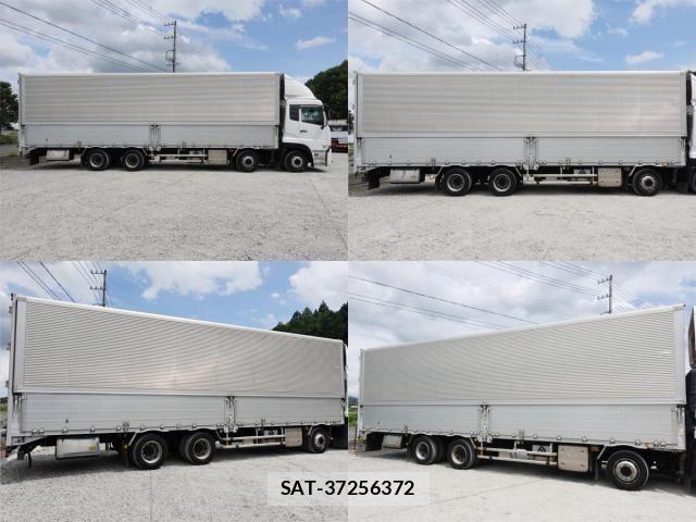 Nissan QUON 2018-08 6791437-4