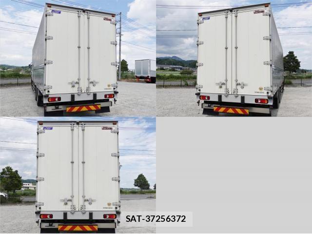 Nissan QUON 2018-08 6791437-5