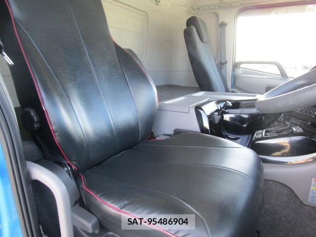 Nissan QUON 2015-08 6791442-27