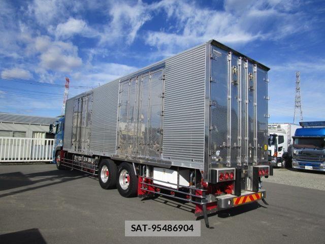 Nissan QUON 2015-08 6791442-6