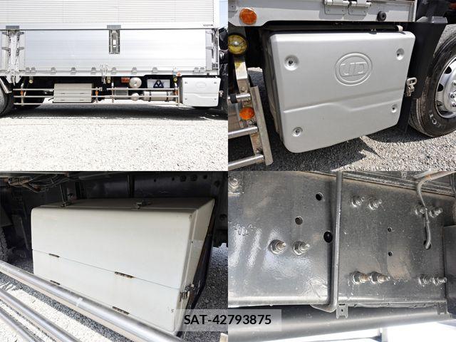Nissan QUON 2019-04 6791436-12