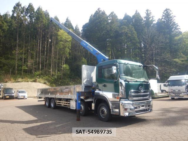 Nissan QUON 2014-03 6791441-20