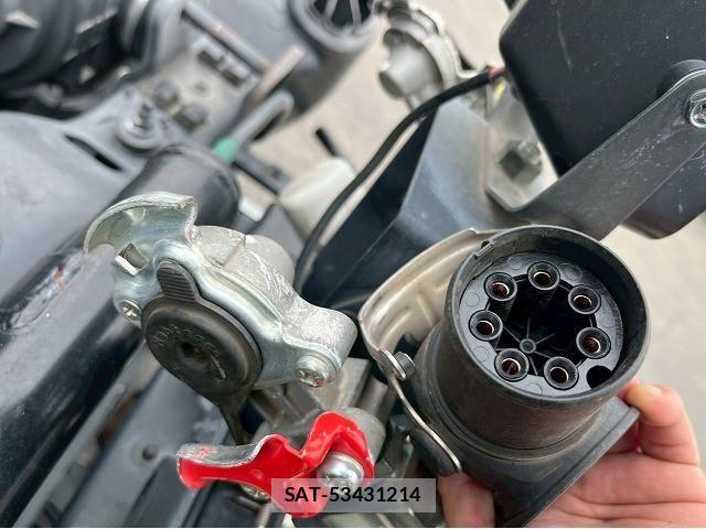 Nissan QUON 2022-08 6791432-13