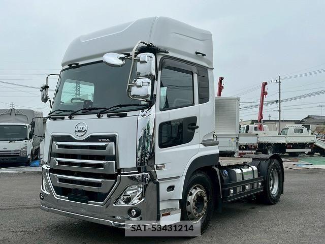 Nissan QUON 2022-08 6791432-1