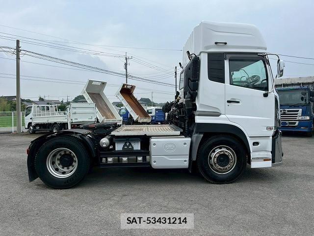 Nissan QUON 2022-08 6791432-5