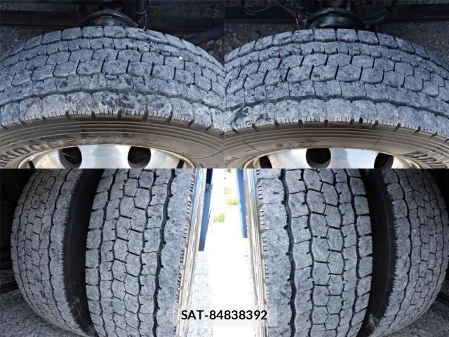Nissan QUON 2017-12 6791443-11