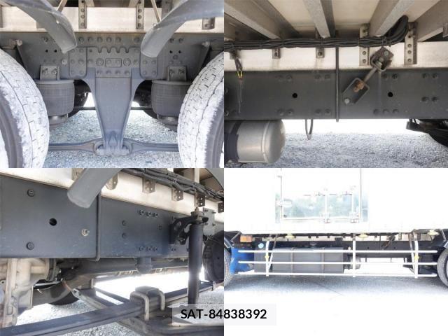 Nissan QUON 2017-12 6791443-16