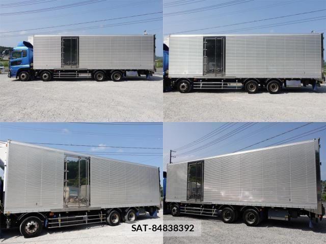 Nissan QUON 2017-12 6791443-6