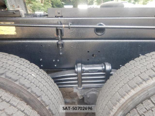 Nissan QUON 2013-01 6791440-29