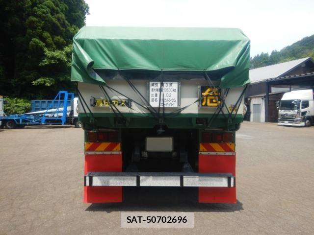 Nissan QUON 2013-01 6791440-5