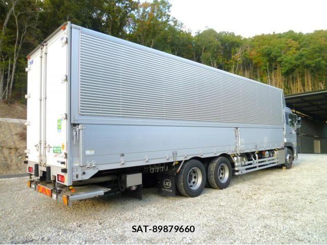 Nissan QUON 2019-03 6791433-3