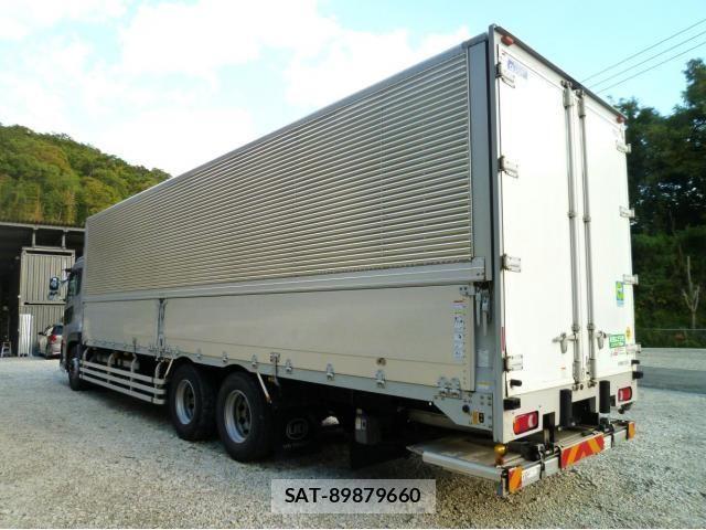Nissan QUON 2019-03 6791433-5
