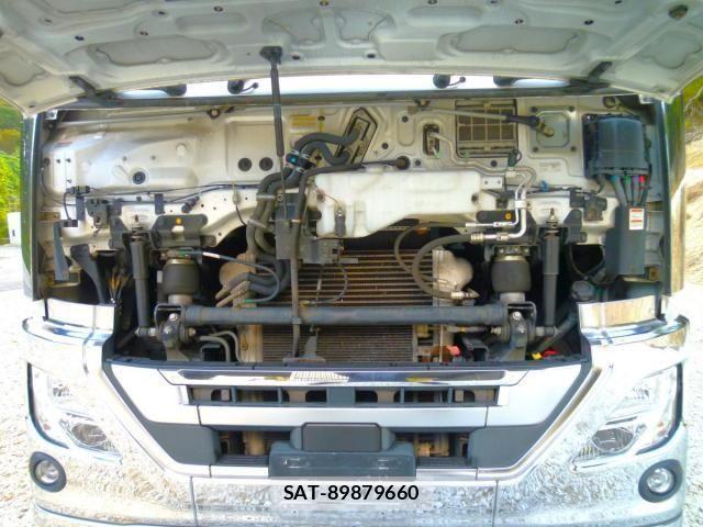 Nissan QUON 2019-03 6791433-7