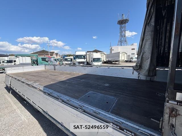 Nissan QUON 2021-02 6791431-13