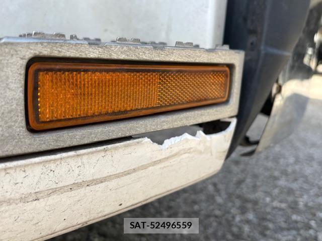 Nissan QUON 2021-02 6791431-22