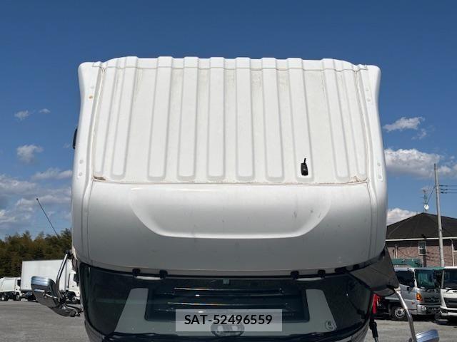 Nissan QUON 2021-02 6791431-26