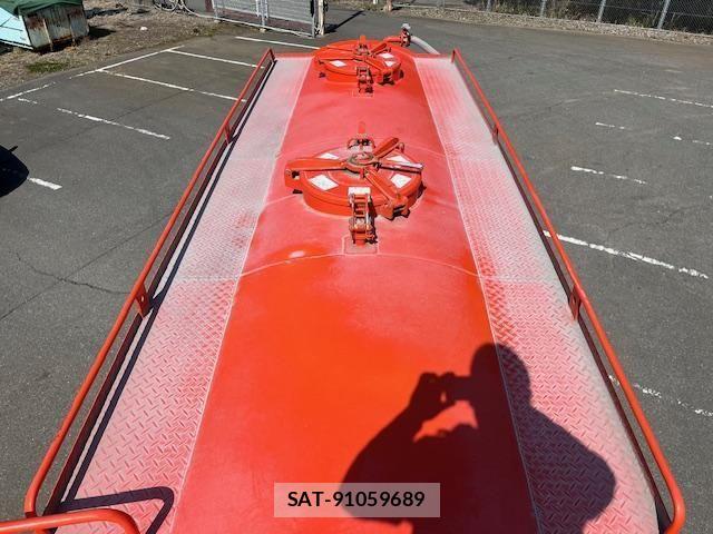 Nissan QUON 2018-09 6791434-8