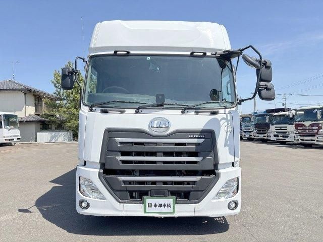 Nissan QUON 2020-04 6805456-1