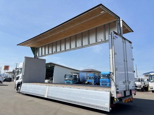 Nissan QUON 2020-04 6805456-7