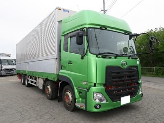 Nissan QUON 2021-06 6805453-0