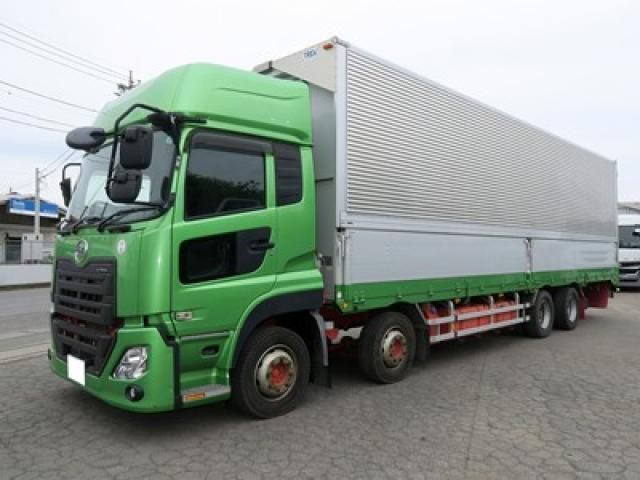 Nissan QUON 2021-06 6805453-1