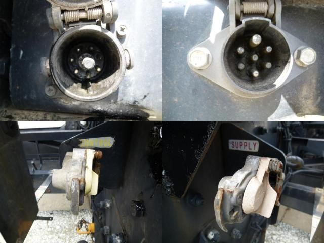 Nissan QUON 2013-03 6805455-19