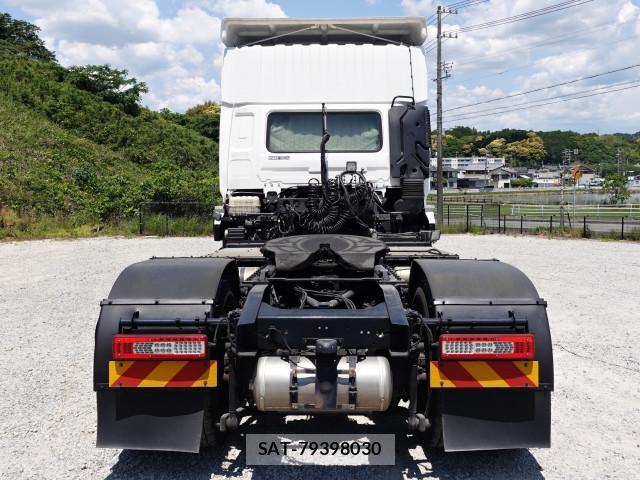 Nissan QUON 2018-11 6911626-9