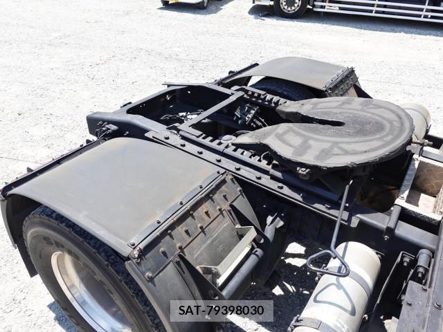 Nissan QUON 2018-11 6911626-16