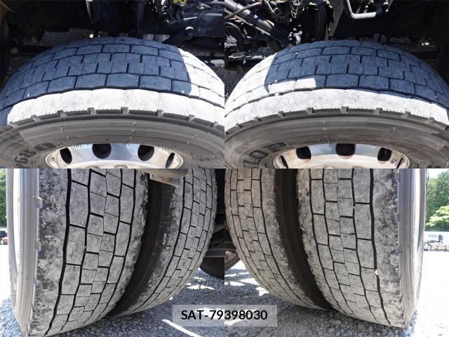Nissan QUON 2018-11 6911626-22