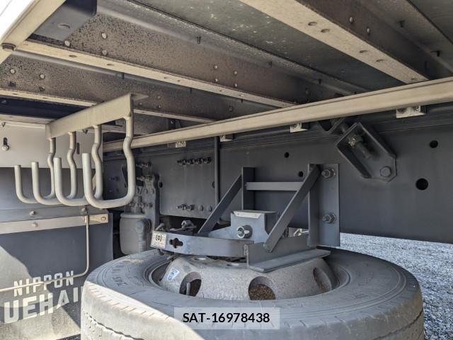 Nissan QUON 2019-04 6911618-23