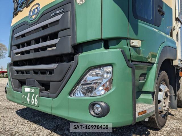 Nissan QUON 2019-04 6911618-24